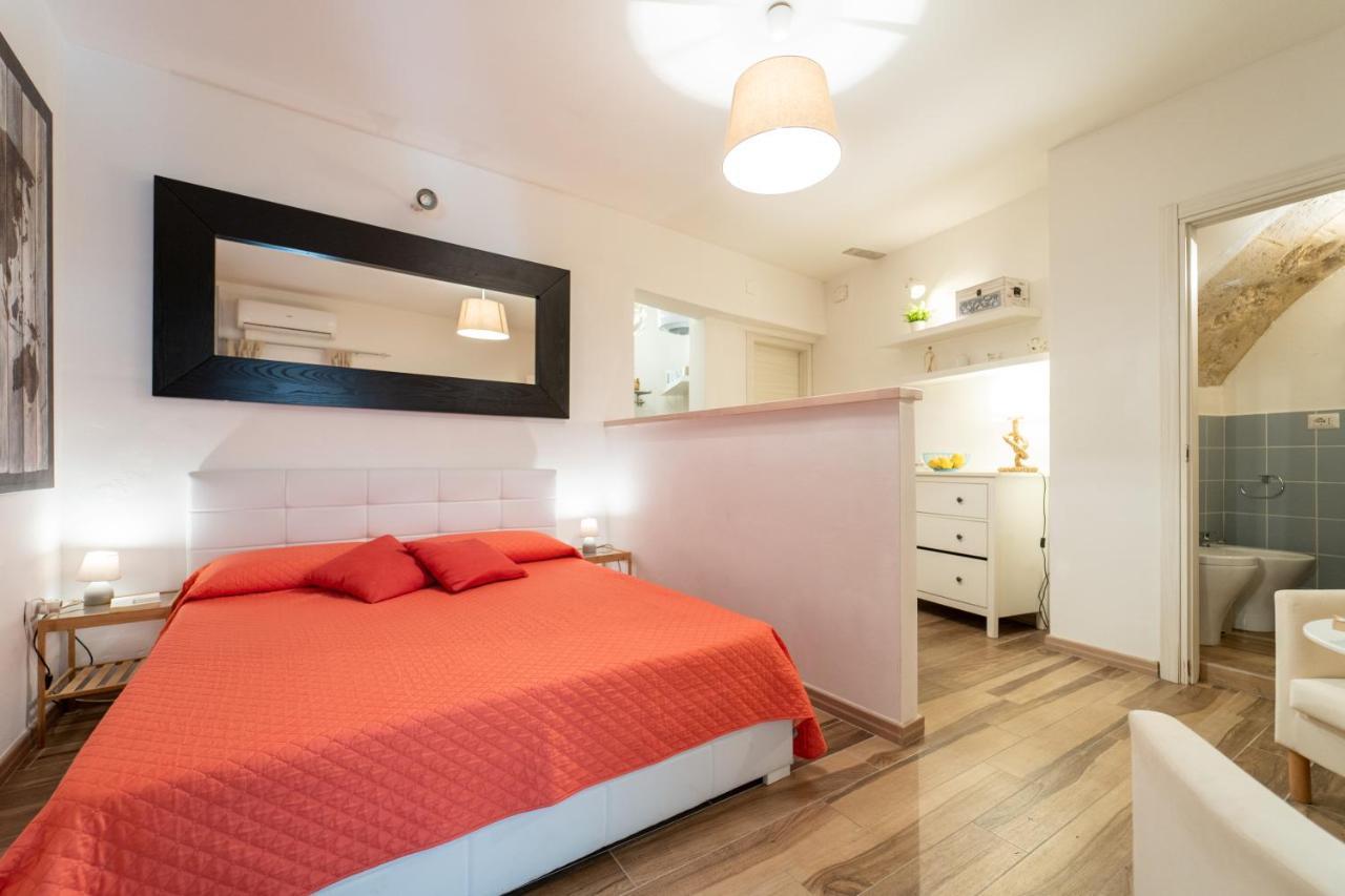 Casa Borbonica Cozy Apartment In Ortigia Ground Floor Syracuse Екстер'єр фото