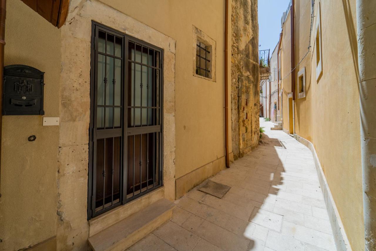 Casa Borbonica Cozy Apartment In Ortigia Ground Floor Syracuse Екстер'єр фото